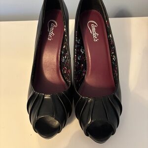 Candie’s Black Pumps
